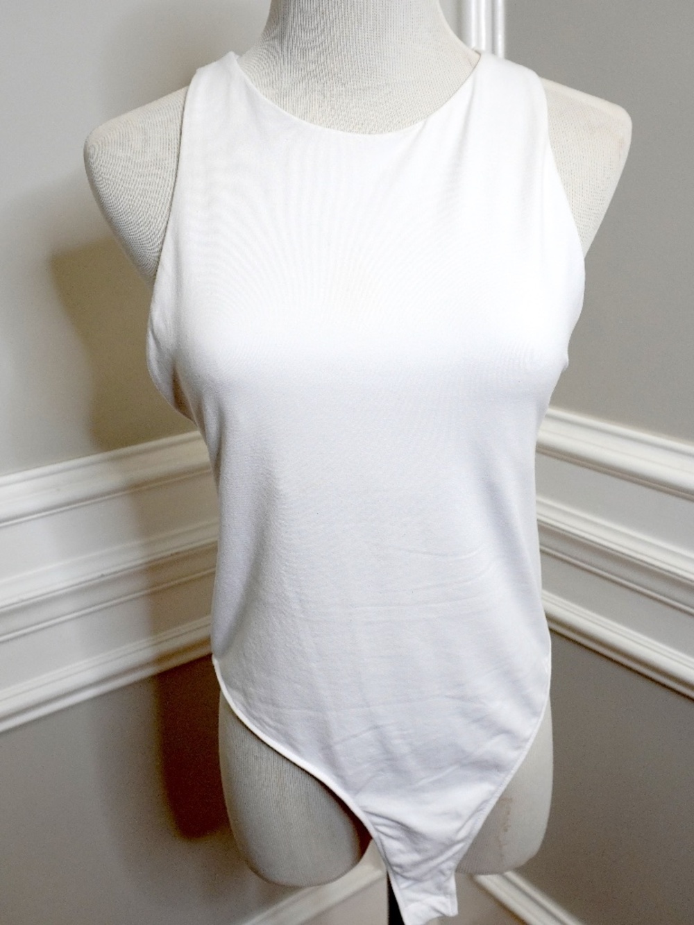 Zara Bodysuit flattering scoop neckline top